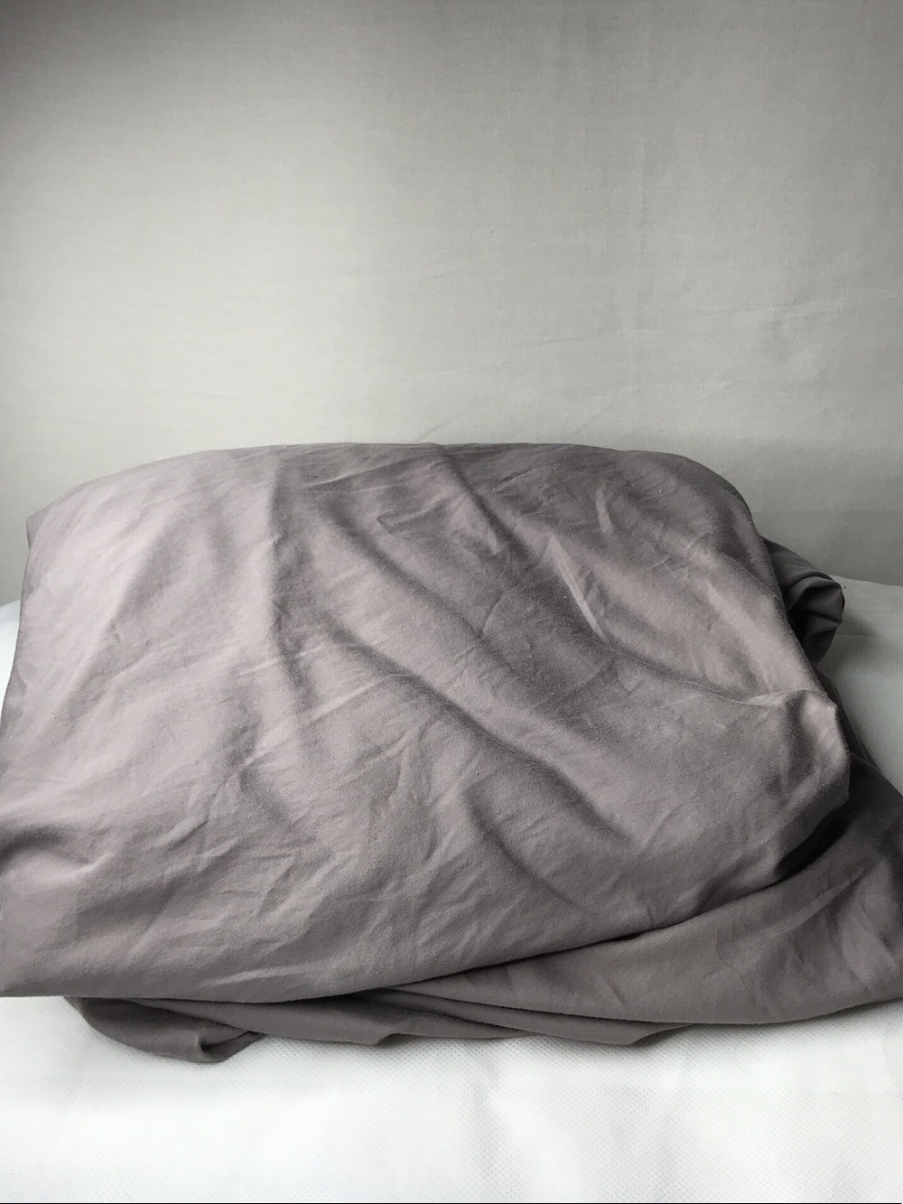 Boll & Branch Fitted Queen Grey Sheet - Elegant Neutral Bedding